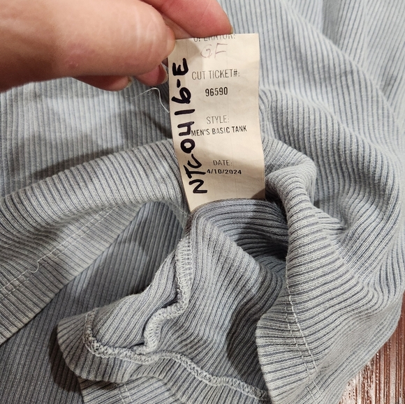 Agolde Men's Basic Gray Ribbed Tank Top - Picture 5 of 6